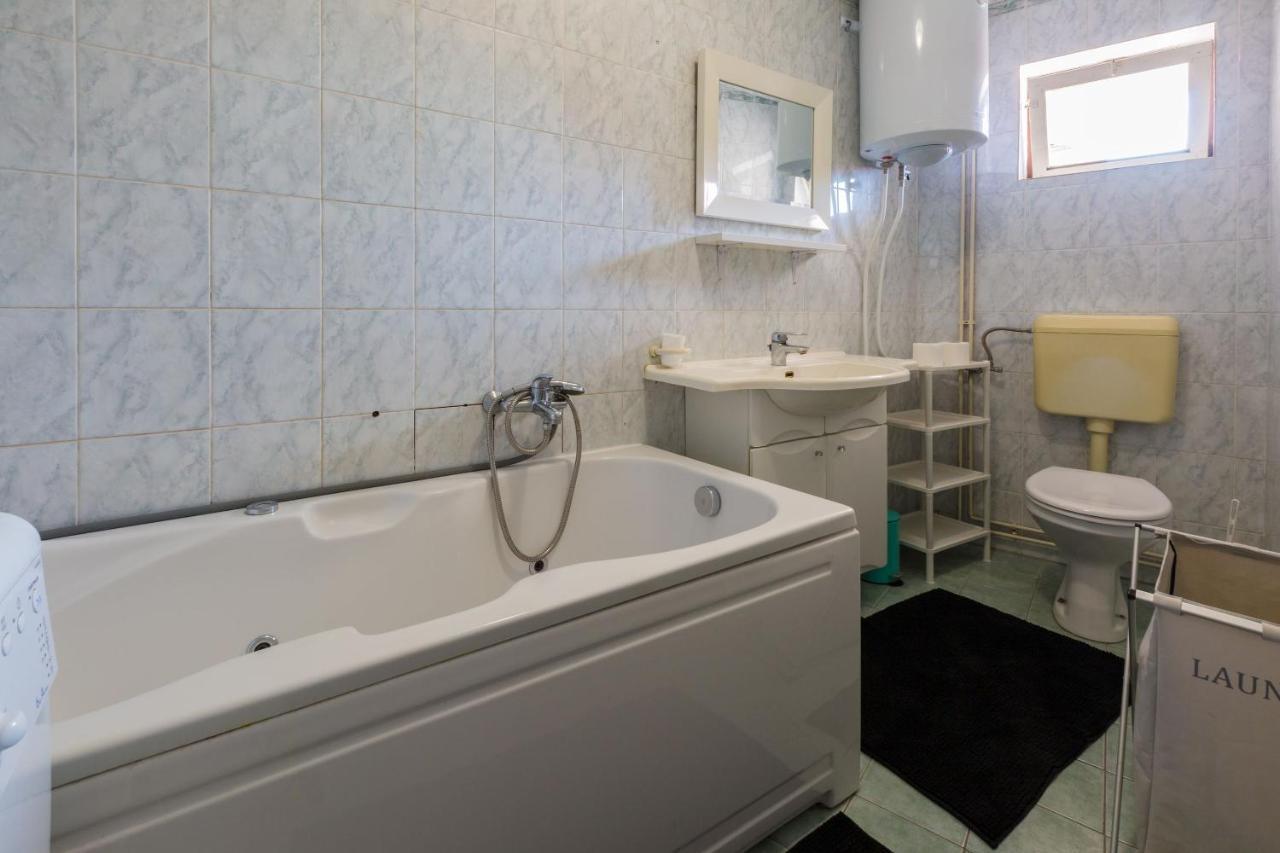 Apartments Kalla Crikvenica Exterior photo