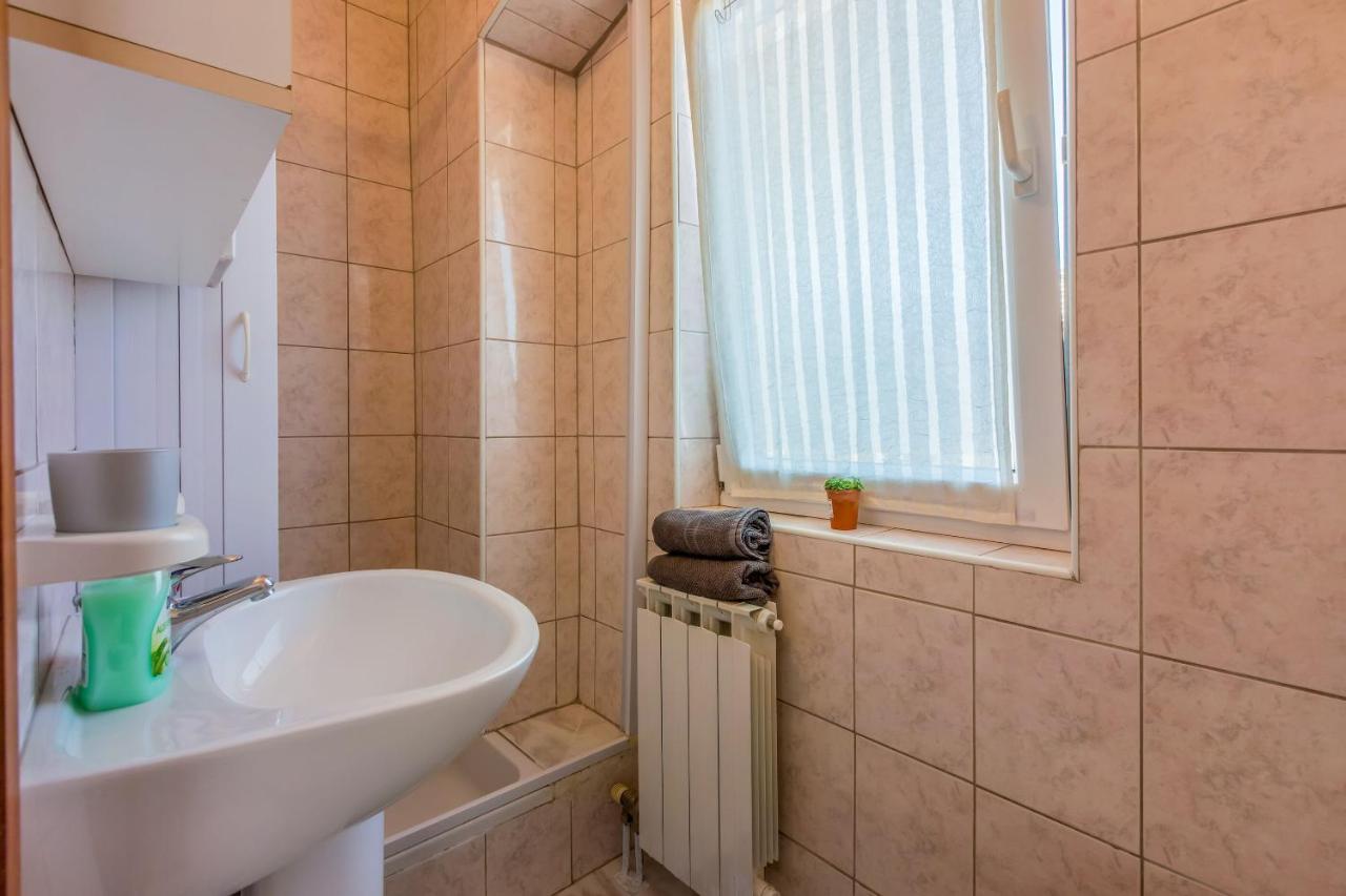 Apartments Kalla Crikvenica Exterior photo