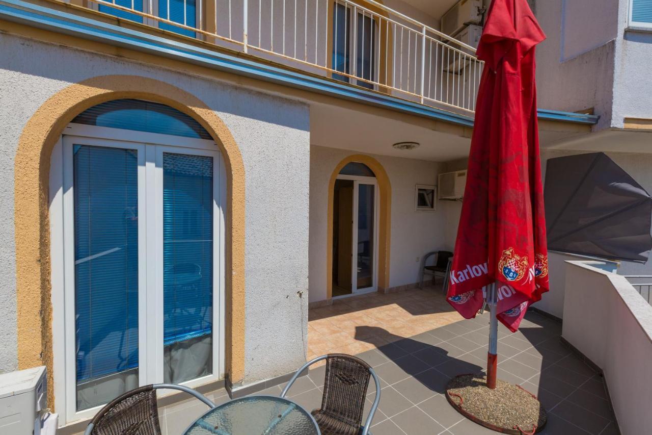 Apartments Kalla Crikvenica Exterior photo