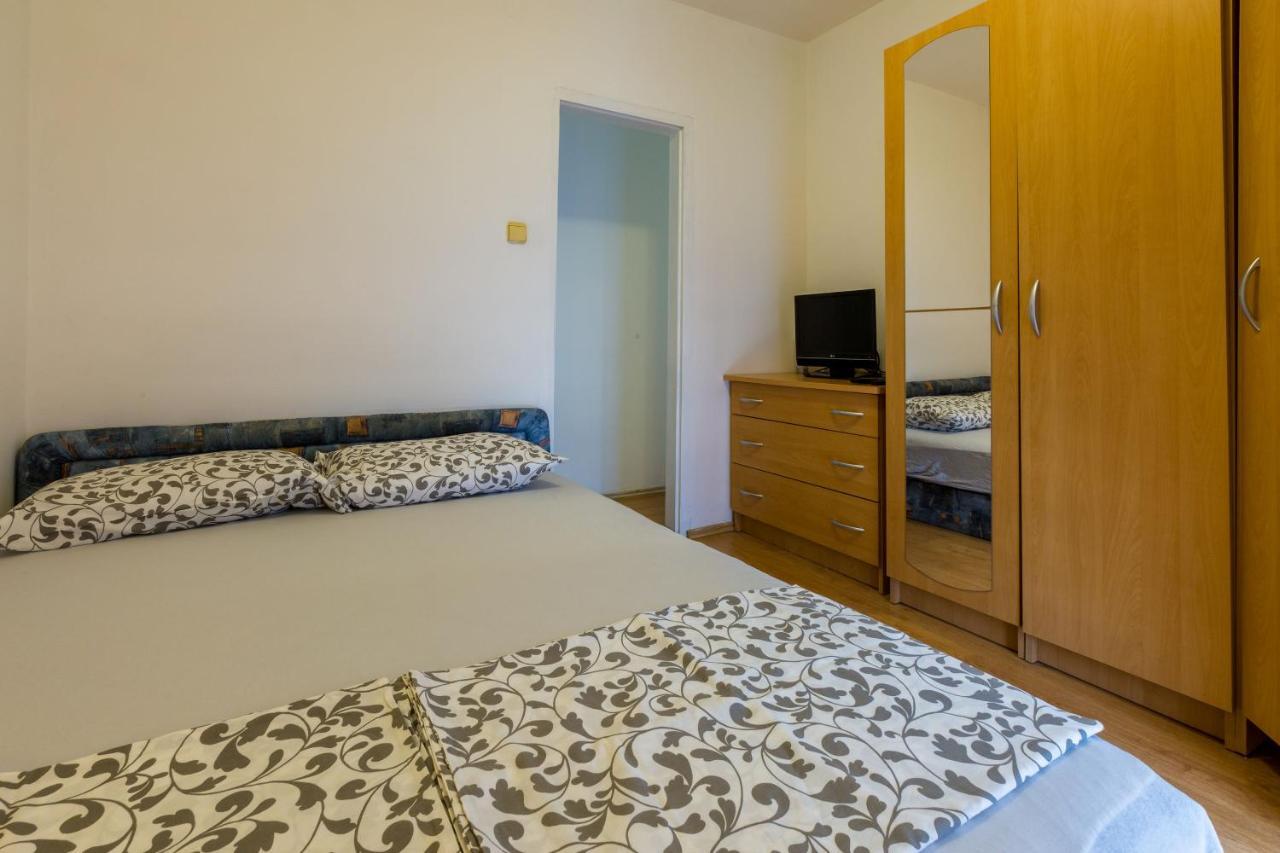 Apartments Kalla Crikvenica Exterior photo