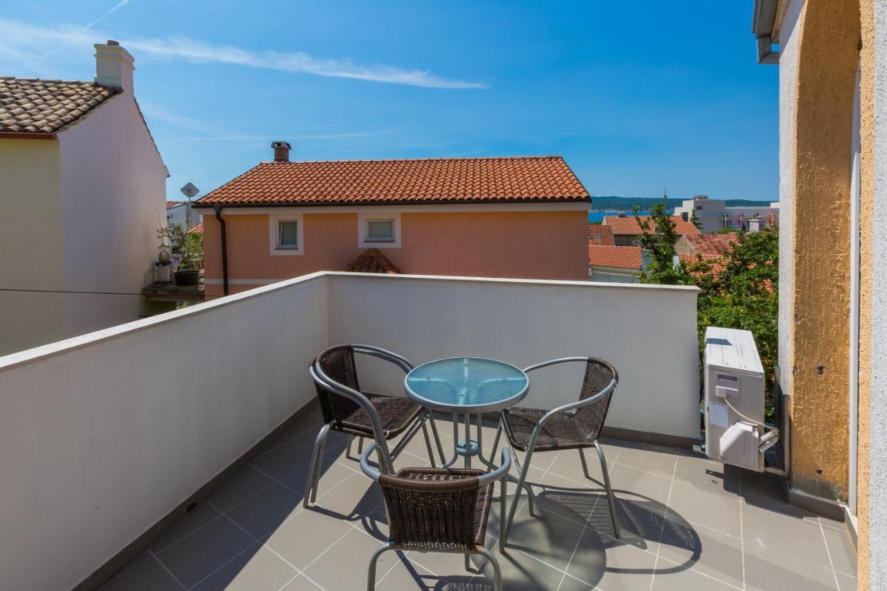 Apartments Kalla Crikvenica Exterior photo